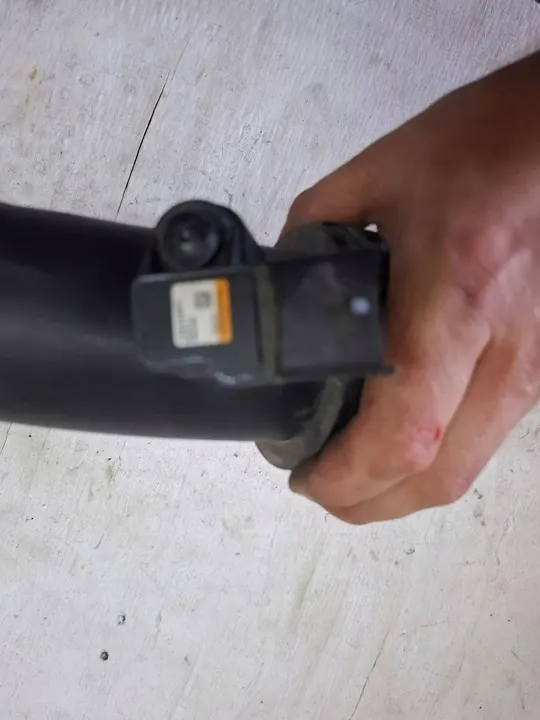 Luftansaugrohr Opel Insignia B 2.0T OEM 1321517 image 3