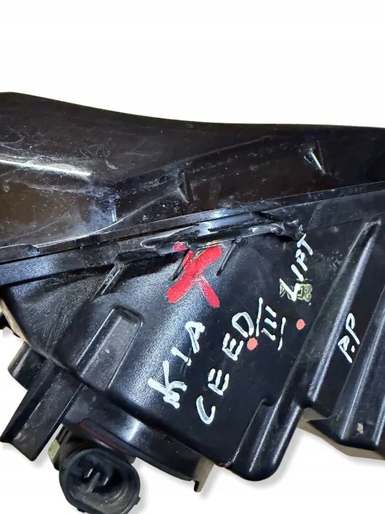 Phare diurne OEM E5DK gauche avant Kia Ceed image 6