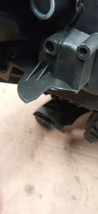 Vasen Etuvalo Renault Captur Lift 2017 LED 260609454R image 9