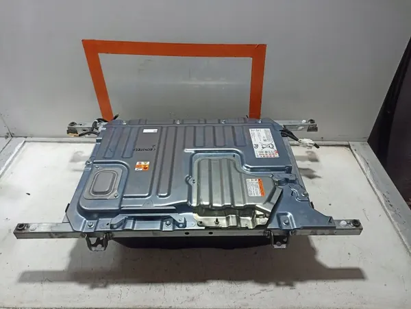 Batería Subaru OE OEM 82002FN001 - Usado image 3