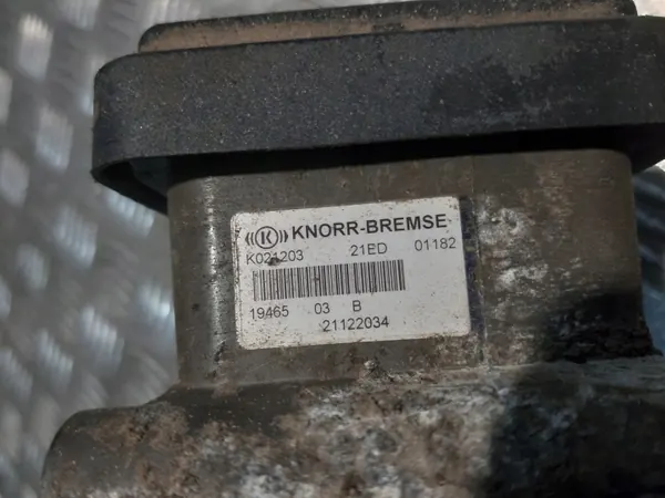 Modulador EBS Volvo FH K021203 KNORR-BREMSE image 3