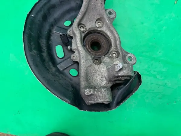 Rechte Vorderradnabe OEM 4E0258L Audi A8 D3 image 10