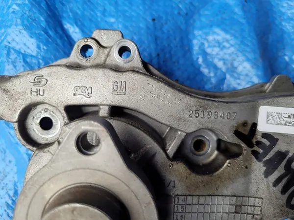 OPEL Vattenpump 1.4 TURBO A14NET GM 25193407 image 4