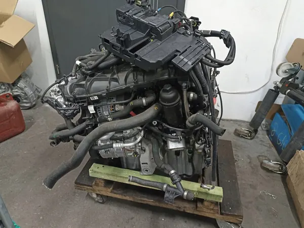 Coletor de admissão BMW 2.0i B46 B48 G20 G30 G01 G05 OEM 8647975 image 4