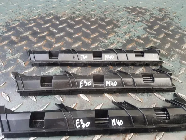 Fixação cabo ignição OEM 1 727 688 para BMW E30 E36 E34 image 4