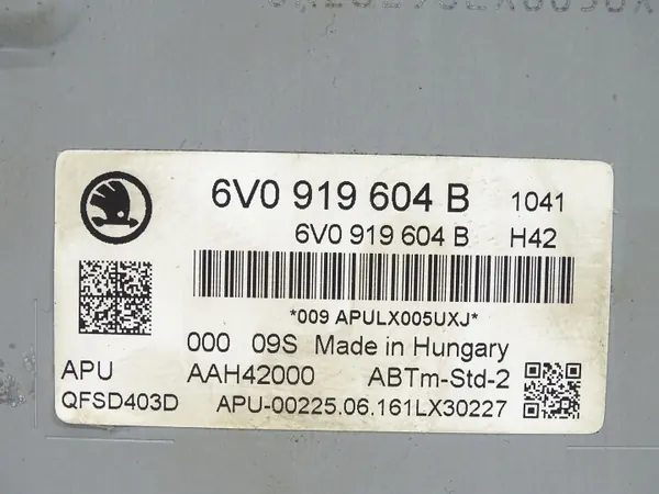 Écran LCD MMI Skoda Fabia III OEM 6V0919604B image 10