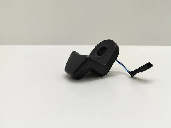 BMW 5 E60 E61 2006 Hintere Fensteröffnungsgriff OEM image 4