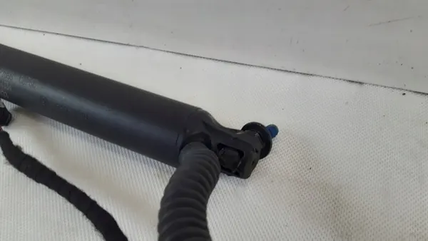 Volvo XC90 II Heckklappenaktuator OEM 31371096 image 4
