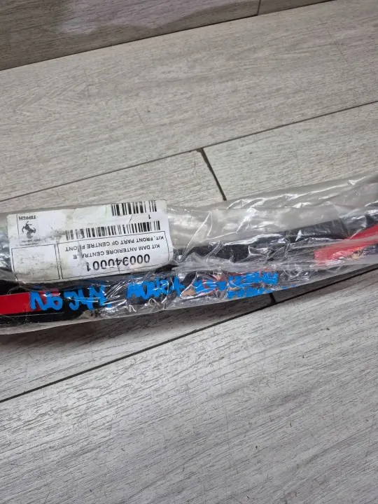 Ferrari Monza Onderbodensegel OEM 940001 image 6
