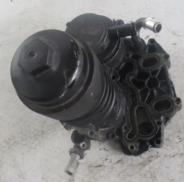 VW Touareg Audi Oljefilterhus OEM 059115397 image 2
