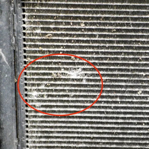 Käytetty jäähdytysosa OEM 8K0260401H Audi A5 Cabriolle image 5