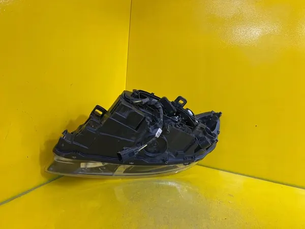 Oikea Ajovalaisin VOLVO S60 V60 LIFT 31358098 image 2