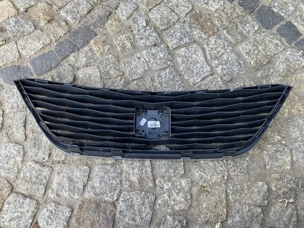 SEAT IBIZA 4 IV 6J Chrome Grill 6J0853654G image 3