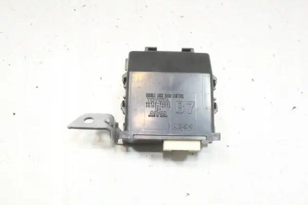 Module de verrouillage central Toyota OEM 8597052061 image 2