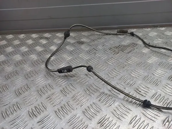 Capteur ABS Avant Droit Audi A5 2018 OEM 8W0972252 image 3