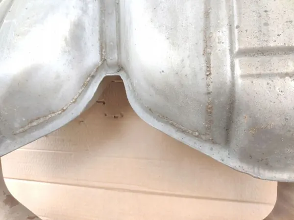 BMW M3 E92/E93 Pakoputken Vaimennin OEM 7840575 image 5