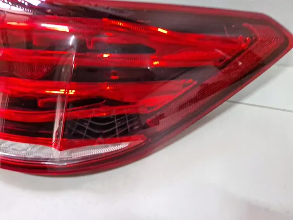 Rechter achterlicht Mercedes E-Klasse W207 Coupe A2079063400 image 4