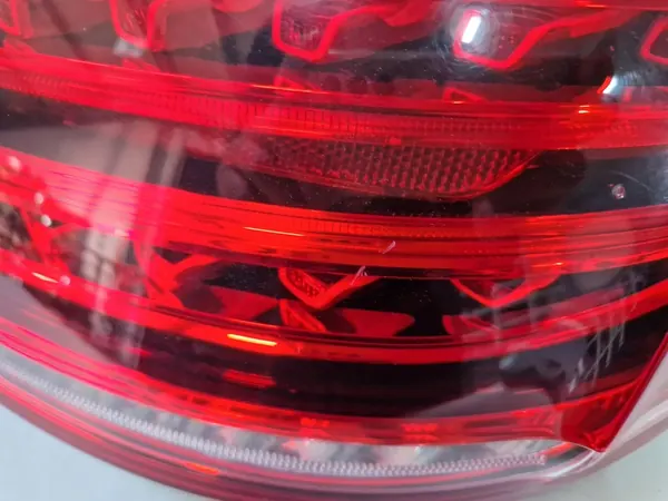 Rechter achterlicht Mercedes E-Klasse W207 Coupe A2079063400 image 6