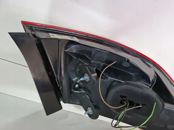 Rechter achterlicht Mercedes E-Klasse W207 Coupe A2079063400 image 9