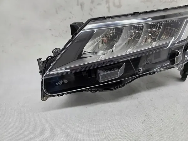 Mitsubishi ASX 19+ Faro Delantero Izquierdo Full LED OEM 8301D481 image 2