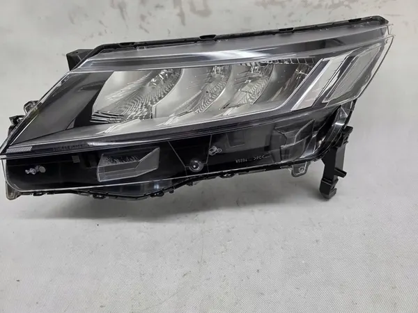 Mitsubishi ASX 19+ Faro Delantero Izquierdo Full LED OEM 8301D481 image 3