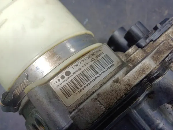 Opel Astra H servostyrpump OEM Wrakowisko-7265- image 9
