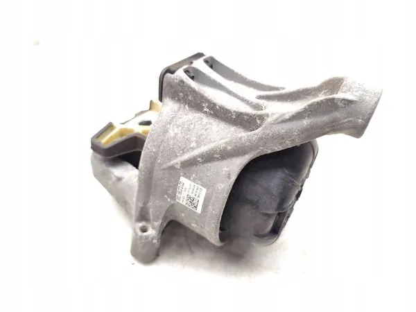 Audi A5 Moottorin kiinnike 2.0 TDI Diesel 8W0199372CD image 4