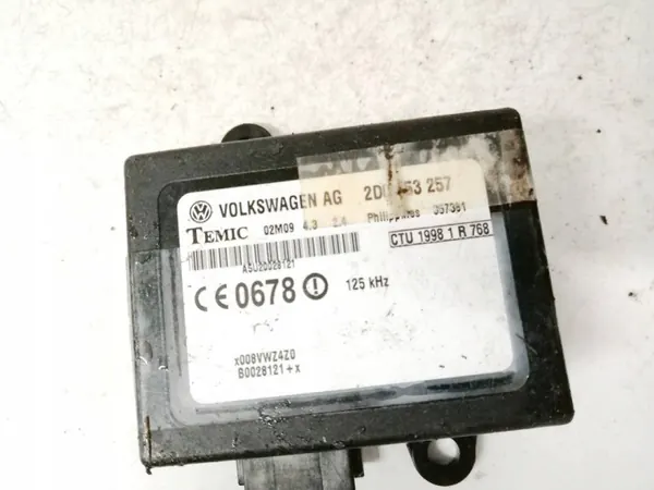 OEM 2D0953257 Immobilizercomputer voor VW LT image 3