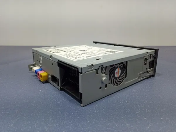 VW Golf VII Navigatiemodule Lezer OEM 3Q0035864B image 5