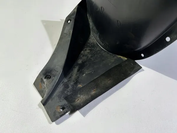 Chevrolet Front Left Wheel Arch 15806318 image 3