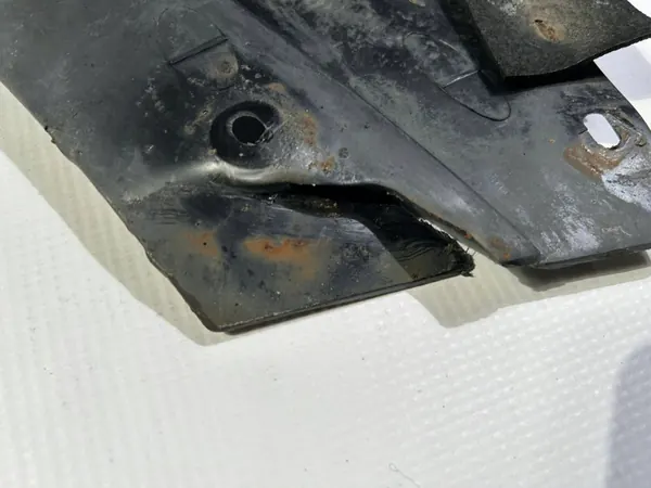 Chevrolet Front Left Wheel Arch 15806318 image 5