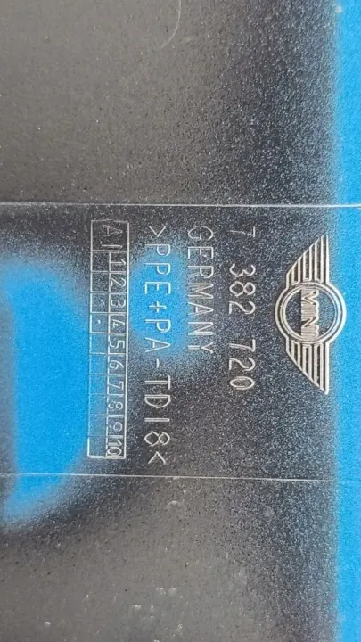 Mini Countryman F60 Bränslelucka OEM 7382720 - Begagnad image 10