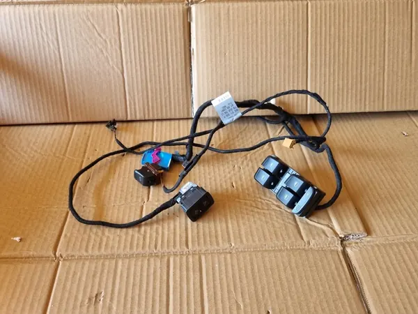 Raam Schakel Paneel Audi A4 B8 A5 8T 8K0959851D image 2