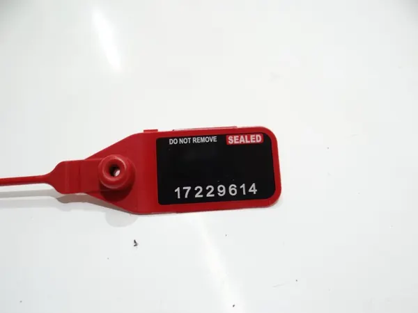 BMW X1 E84 Tankklappe OEM 2990139 Vermilionrot image 8