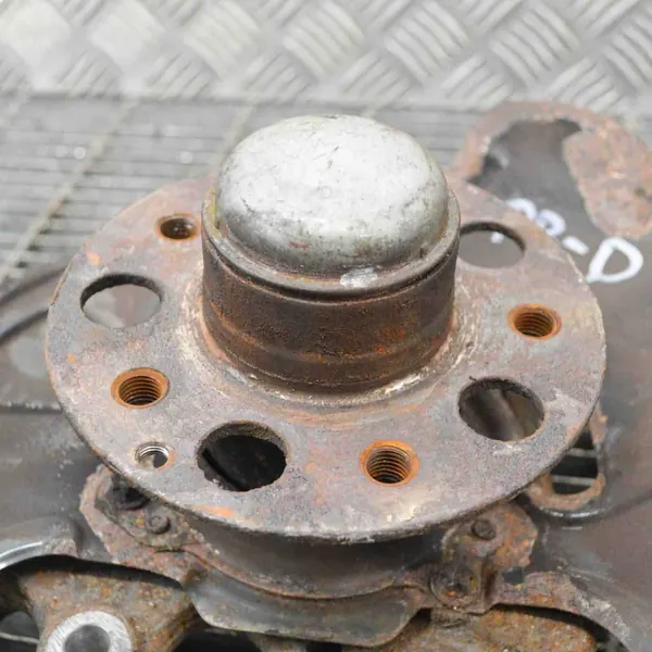 Mercedes-Benz CLC CL203 2010 Mozzo ruota anteriore destro image 6