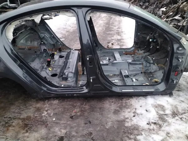 OEM 492-46 Rechter dorpel & middenpijler Volvo S60 II image 2