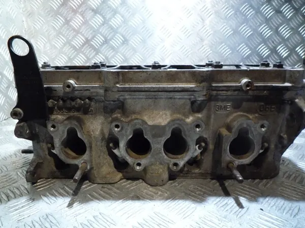 Audi A3 1.6 Cylinderhuvud OEM 06B103373T image 4