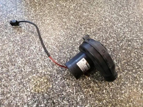 Radiateur de chauffage OEM 1298300608 Mercedes M W163 image 2