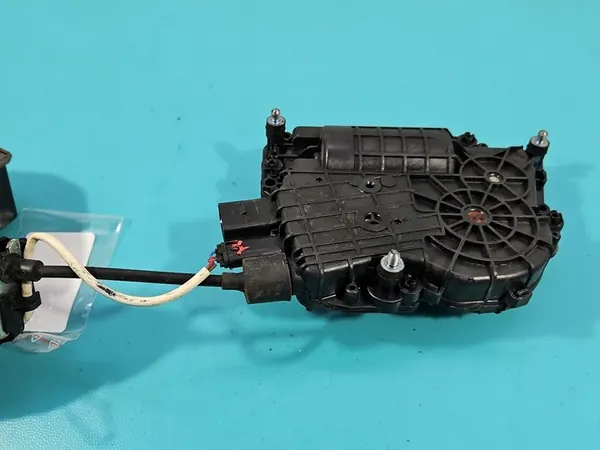 Fram vänster lås 7185689 BMW F01 Europa 7Pin image 3