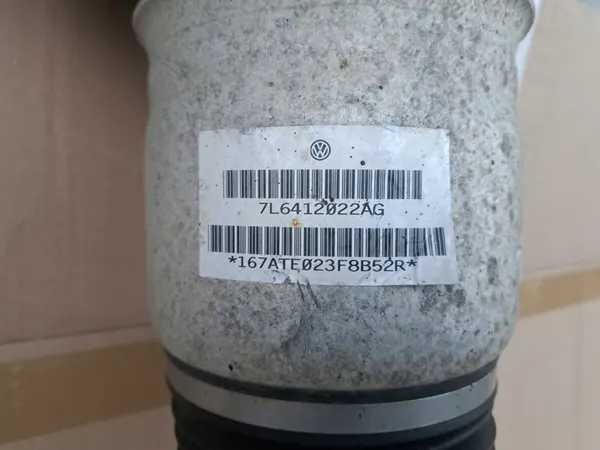 Ammortizzatore Pneumatico Destro VW Touareg 7L6412022AG image 3