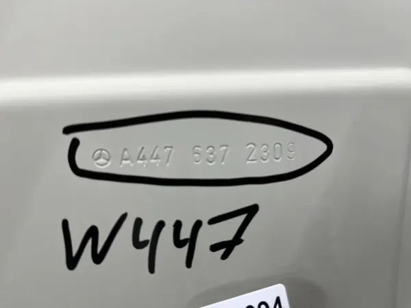Mercedes Vito W447 oikea etu A/B-pilarikehys OEM a4476372309 image 10