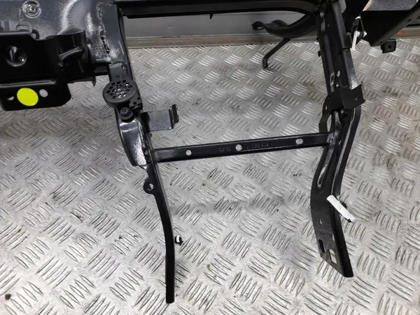 OEM 8R1857025 Dashboard Versterking Voor Audi Q5 SQ5 image 10