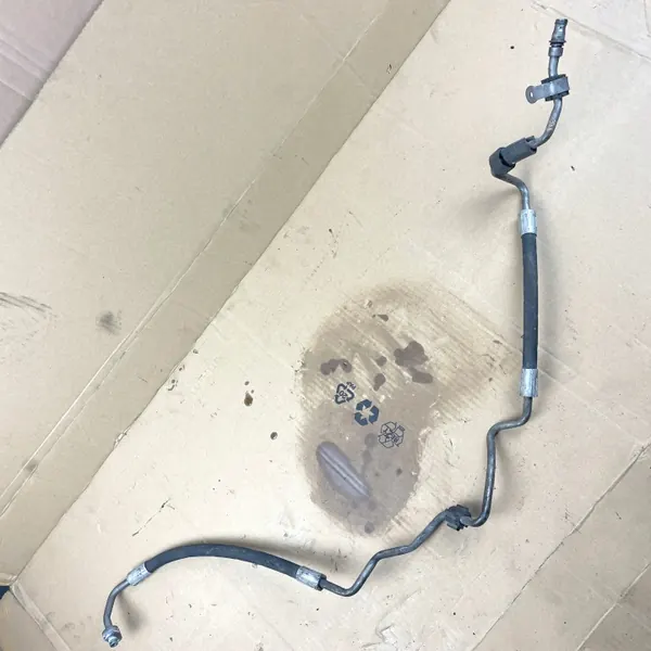 Mercedes W166 GL/ML Jousitusöljyputki OEM 1663202354 image 5