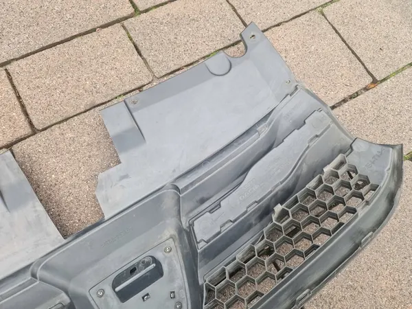 SANDERO II LOGAN II Front Bumper Chrome 623103971R image 10