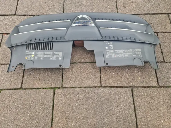 SANDERO II LOGAN II Front Bumper Chrome 623103971R image 2