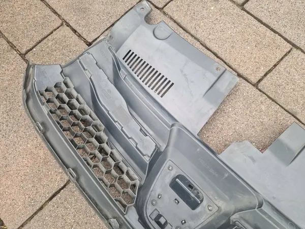 SANDERO II LOGAN II Front Bumper Chrome 623103971R image 9