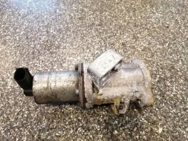 EGR-venttiili OEM 2841C4A100 Kia Sorento II 2.5L image 4