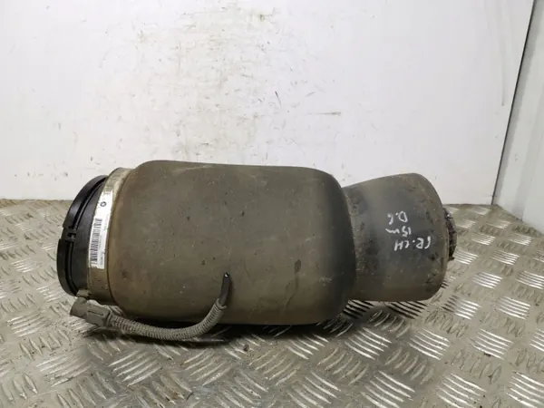 Coussin d'air suspension arrière OEM 68029912AE image 2