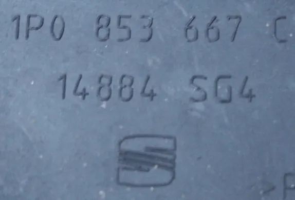 Bumper Grille Seat Leon II Front 1P0853667C image 3