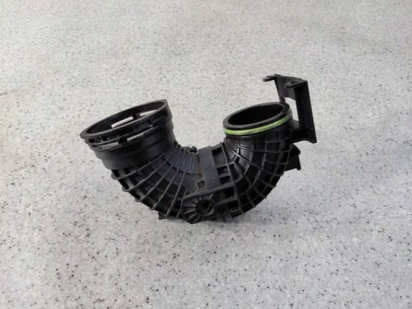 Intercooler Rohr 04E145641A Skoda Karoq 1.5 image 5